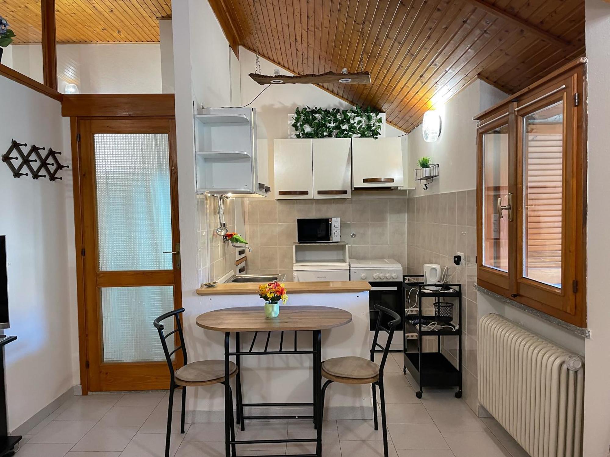 La Corte Dei Torri Loft On The Lake Oliveto Lario Eksteriør billede