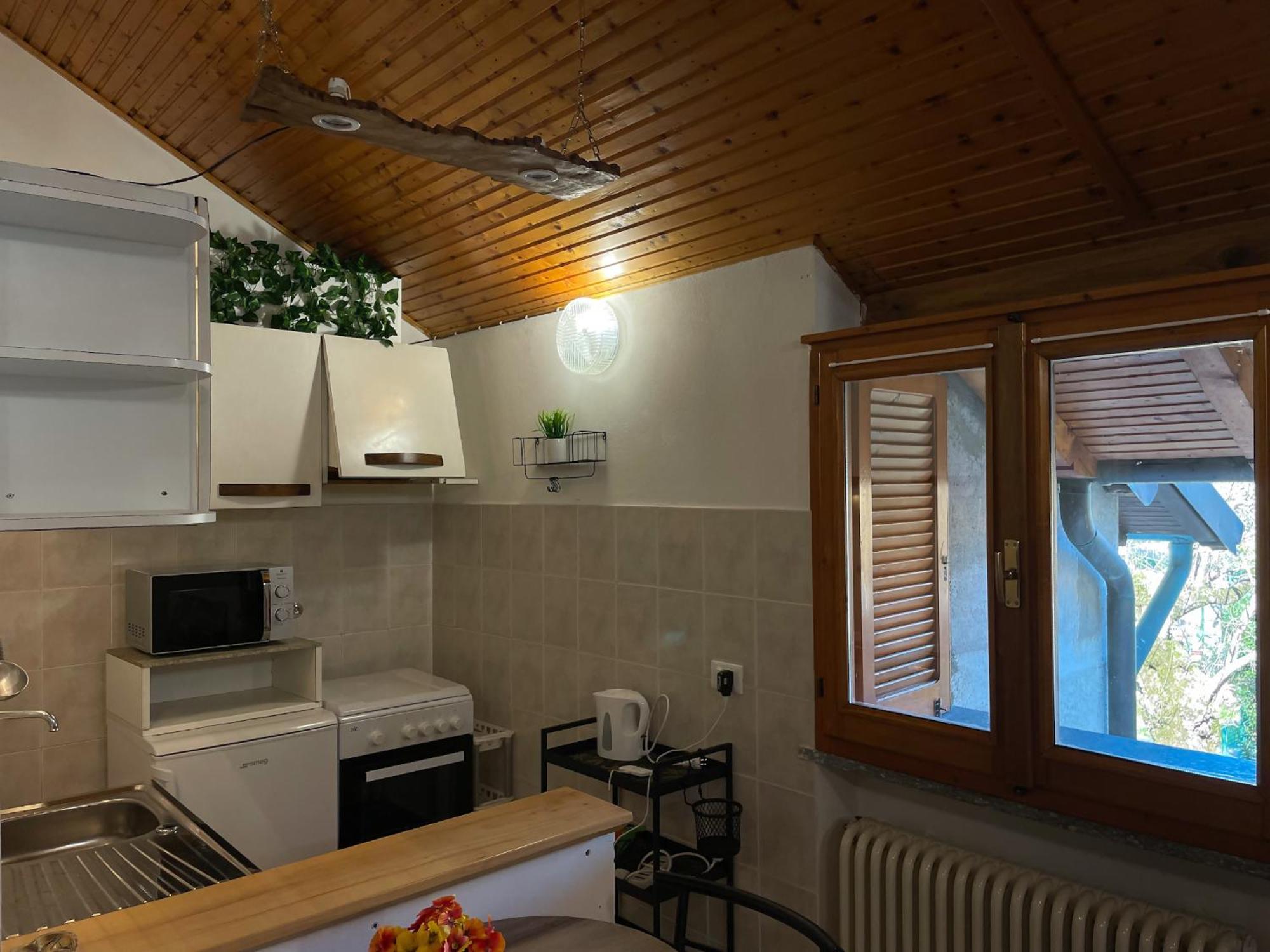 La Corte Dei Torri Loft On The Lake Oliveto Lario Eksteriør billede