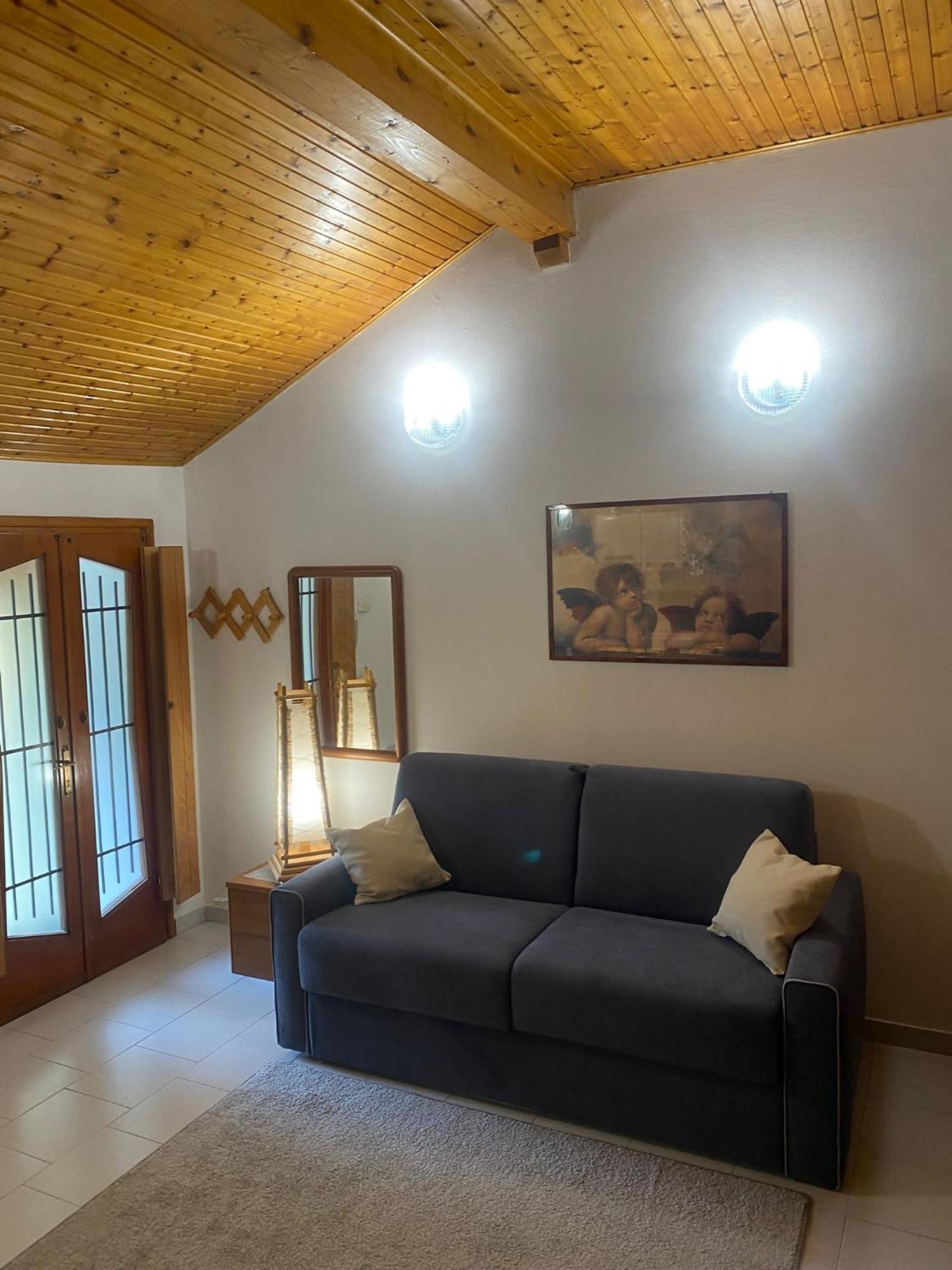 La Corte Dei Torri Loft On The Lake Oliveto Lario Eksteriør billede